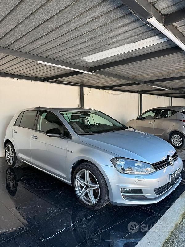 Usata VW Golf VII 104 CV (76 kW) 2015 Grigio Berlina