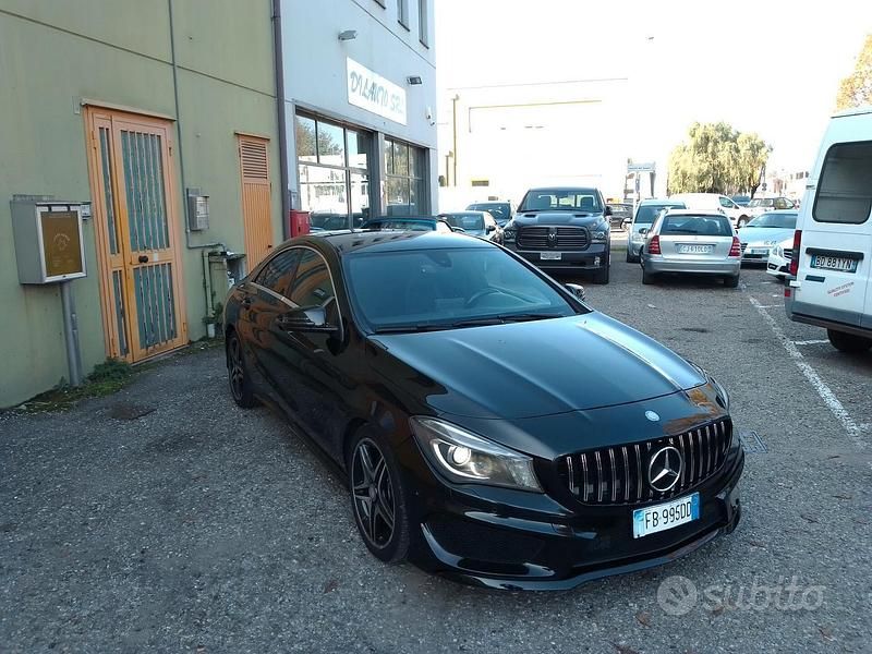 Usata Mercedes CLA220 Premium 177 CV (130 kW) 2016 Nero Berlina
