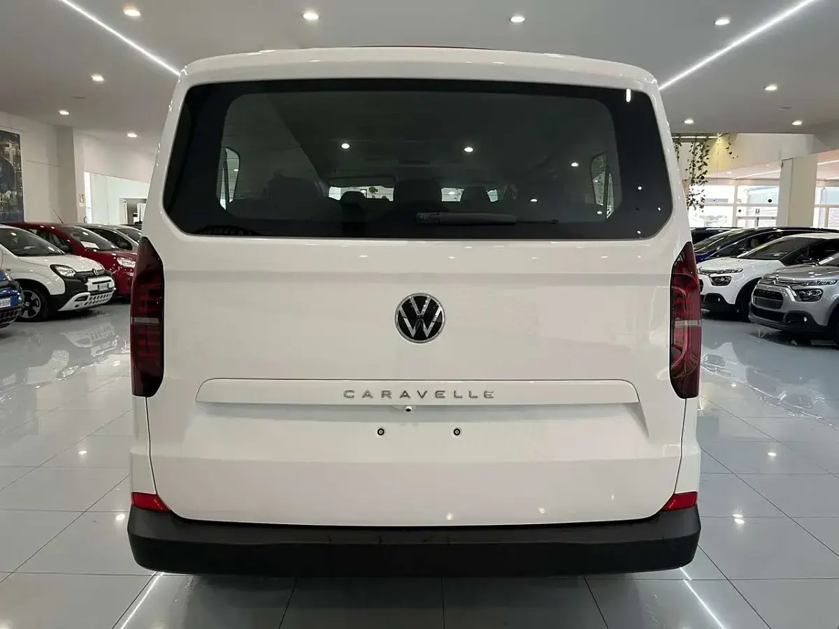 Nuova VW Caravelle Life 110 CV (80 kW) 2025 Bianco Furgone