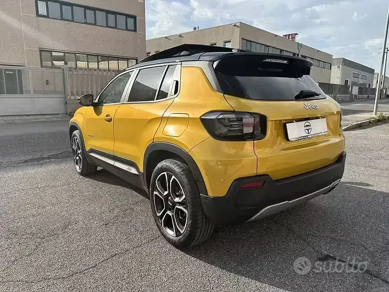 Usata Jeep Avenger Summit 101 CV (74 kW) 2025 Giallo SUV