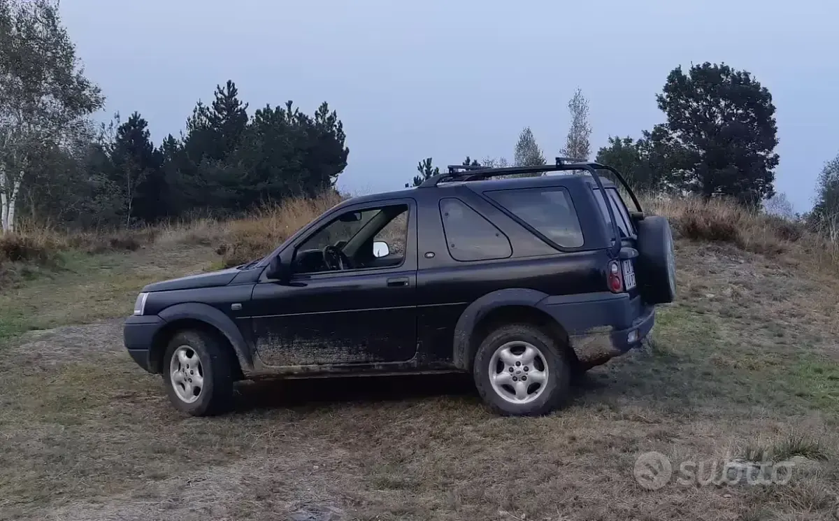 Usata Land Rover Freelander 111 CV (81 kW) 2003 Nero SUV