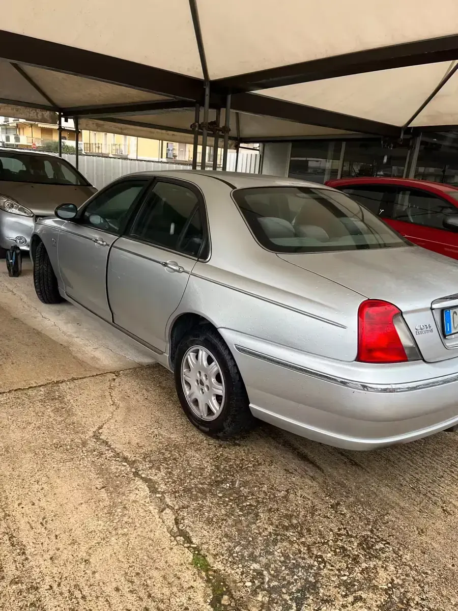 Usata Rover 75 130 CV (95 kW) 2005 Grigio Berlina
