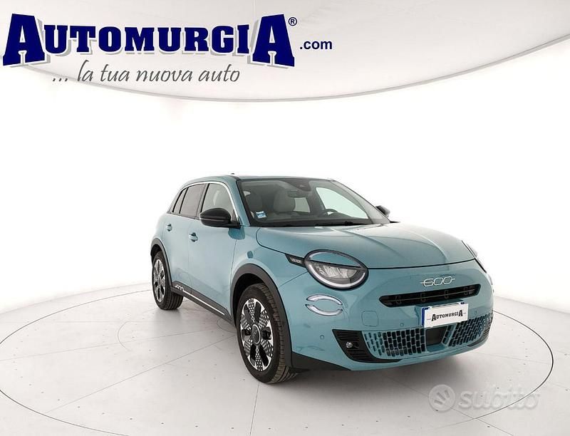 Usata Fiat 600 La Prima 110 CV (80 kW) 2025 Blu SUV