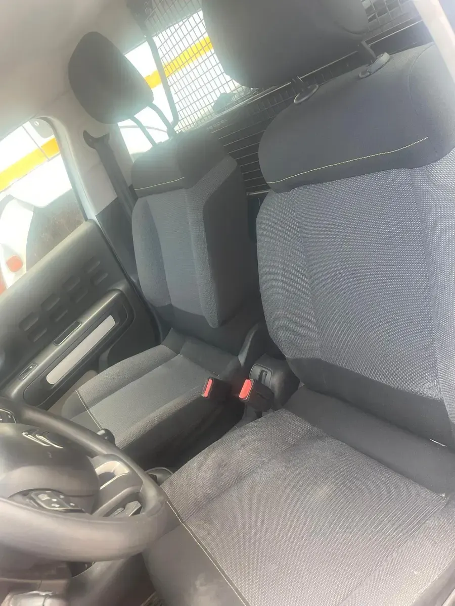 Usata Citroën C3 Feel 102 CV (75 kW) 2022 Bianco Utilitaria