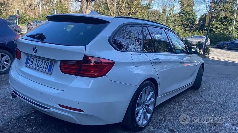 Usata BMW 318 143 CV (105 kW) 2014 Bianco Station wagon