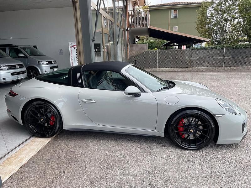 Usata Porsche 991 450 CV (330 kW) 2017 Grigio Cabrio