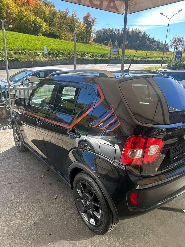 Usata Suzuki Ignis 90 CV (66 kW) 2017 Rosso Utilitaria