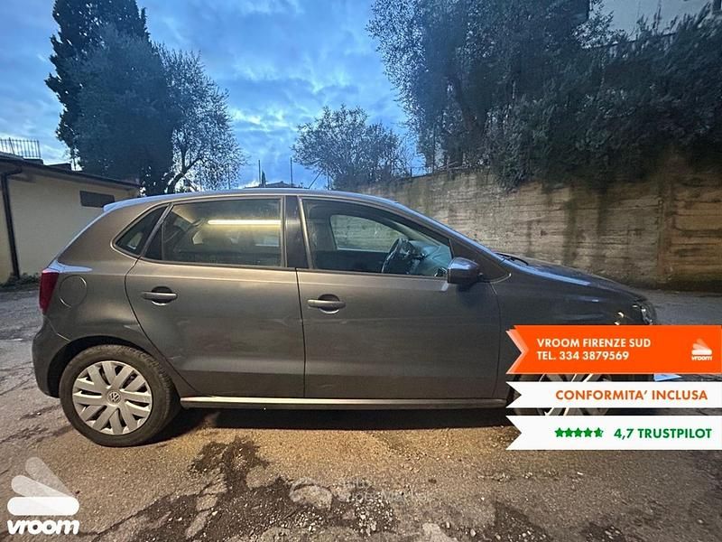 Usata VW Polo Comfortline 75 CV (55 kW) 2010 Gray Utilitaria