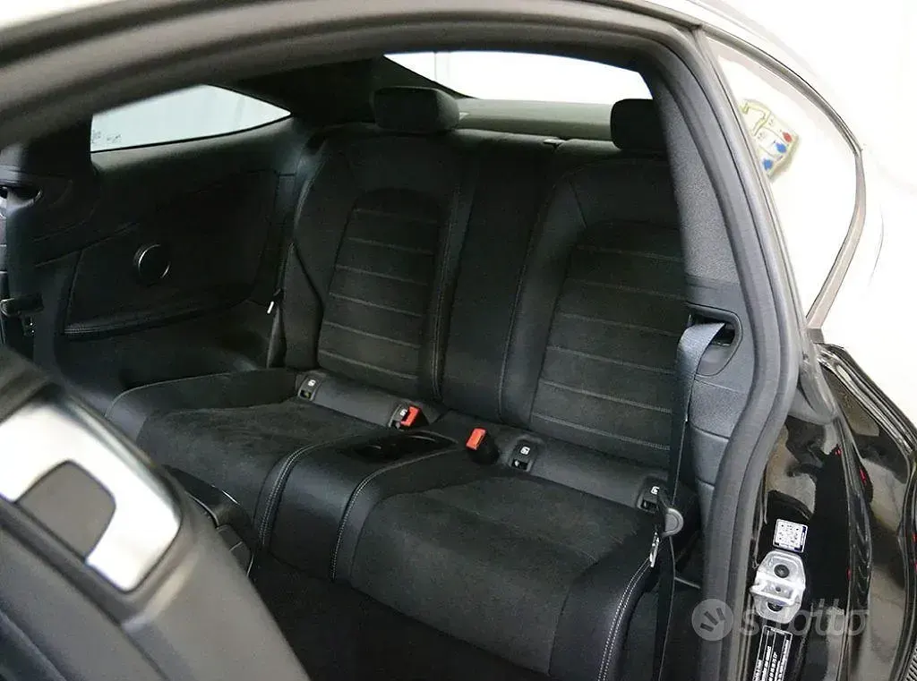 Usata Mercedes C180 Premium 184 CV (135 kW) 2021 Nero Coupé