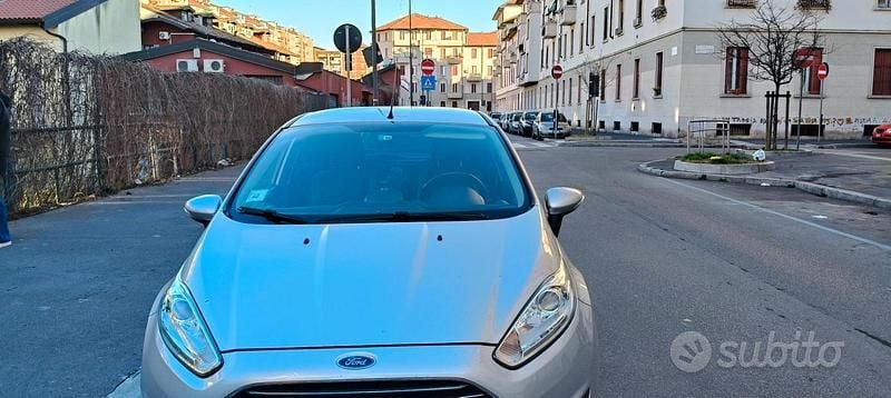 Usata Ford Fiesta Titanium 2017 Grigio Berlina