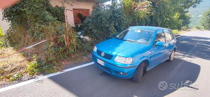 Usata VW Polo 2000 Blu Utilitaria