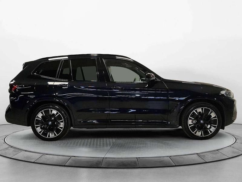 Usata BMW iX3 Impressive 108 kW (148 CV) 2024 Carbon black SUV