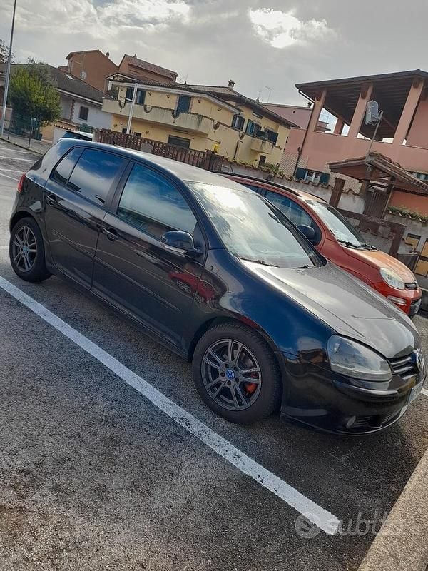 Usata VW Golf V Comfortline 105 CV (77 kW) 2007 Nero Berlina