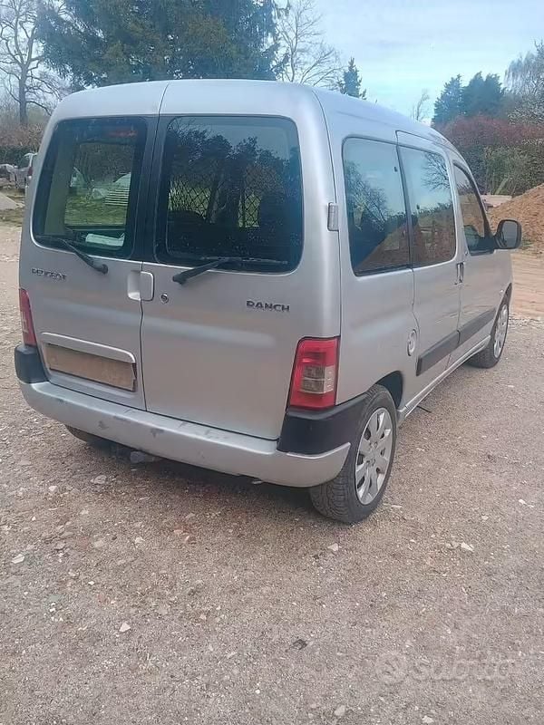 Usata Peugeot Partner 2006 Grigio Monovolume