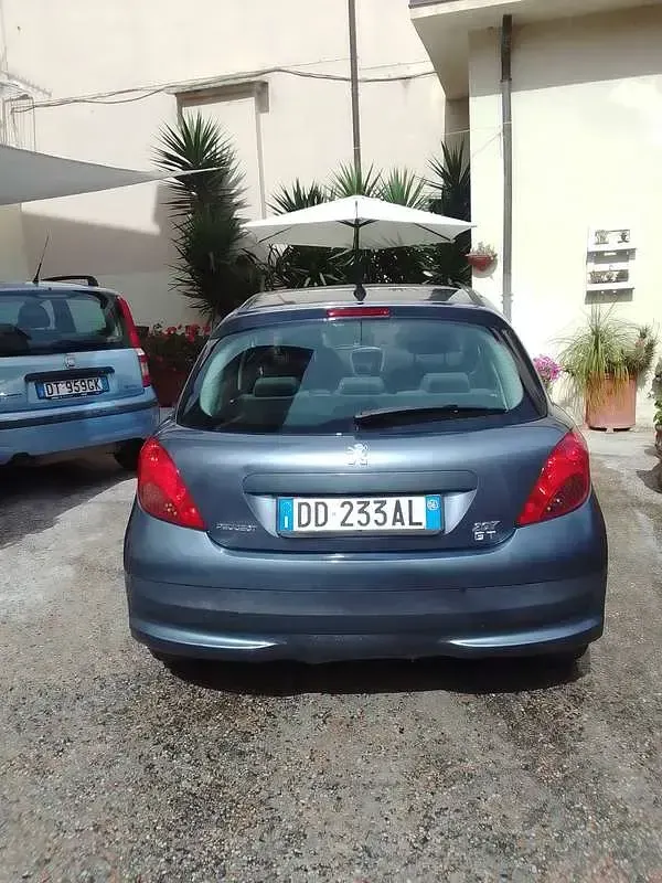 Usata Peugeot 207 68 CV (50 kW) 2006 Grigio Berlina
