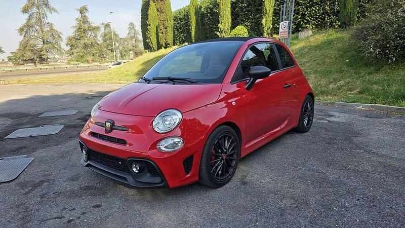 Usata Abarth 595C Competizione 179 CV (131 kW) 2022 Rosso Cabrio
