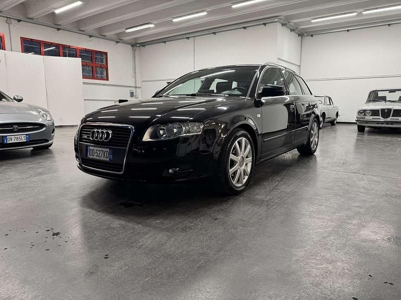 Usata Audi A4 Ambiente 140 CV (102 kW) 2006 Nero Station wagon