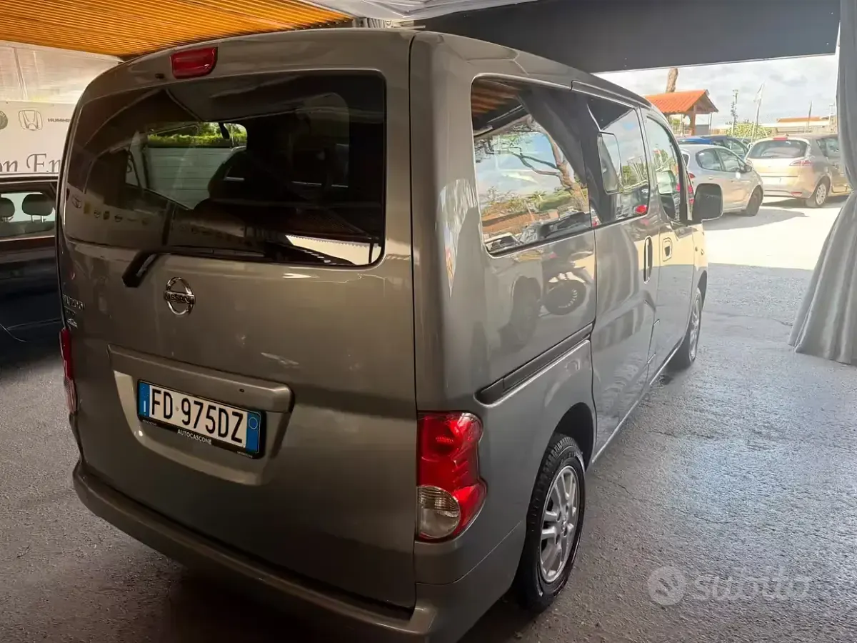 Usata Nissan Evalia 110 CV (80 kW) 2016 Grigio Monovolume