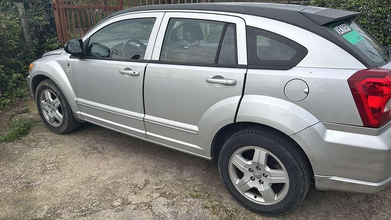 Usata Dodge Caliber SXT 140 CV (102 kW) 2008 Utilitaria