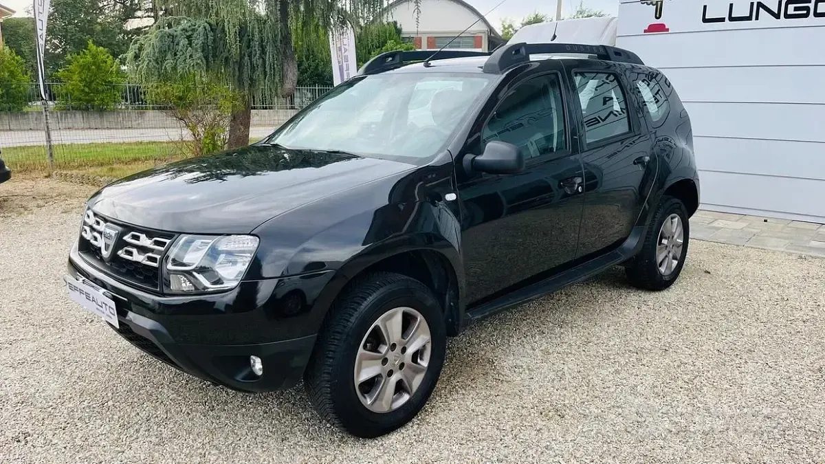 Usata Dacia Duster 109 CV (80 kW) 2017 Nero SUV