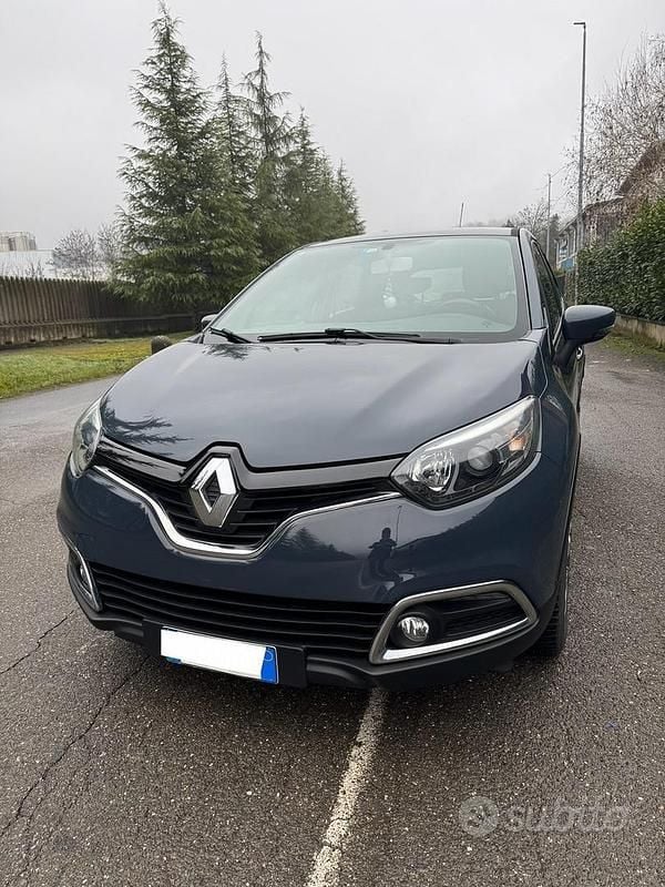 Usata Renault Captur 90 CV (66 kW) 2013 Blu SUV