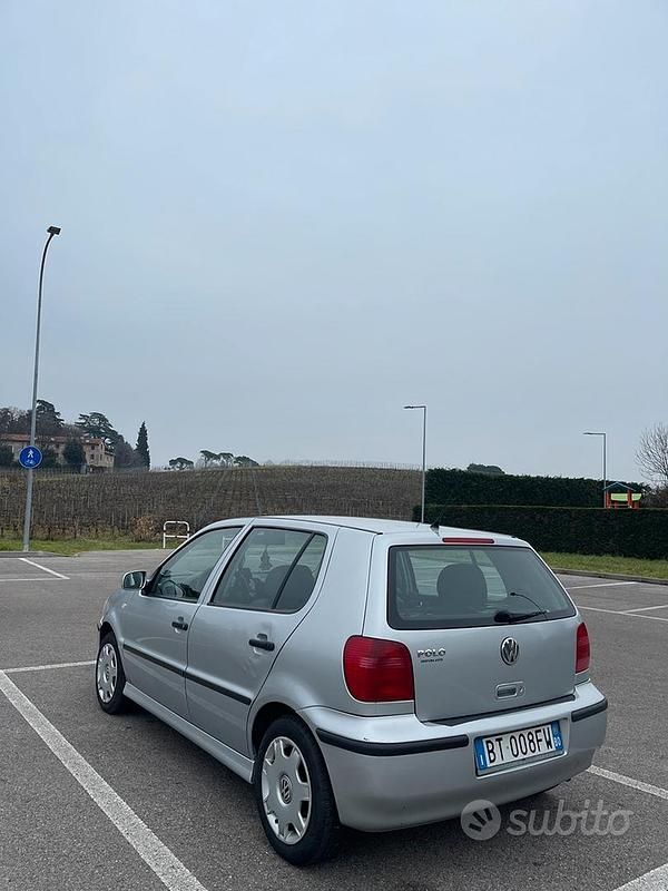 Usata VW Polo 2001 Grigio Berlina