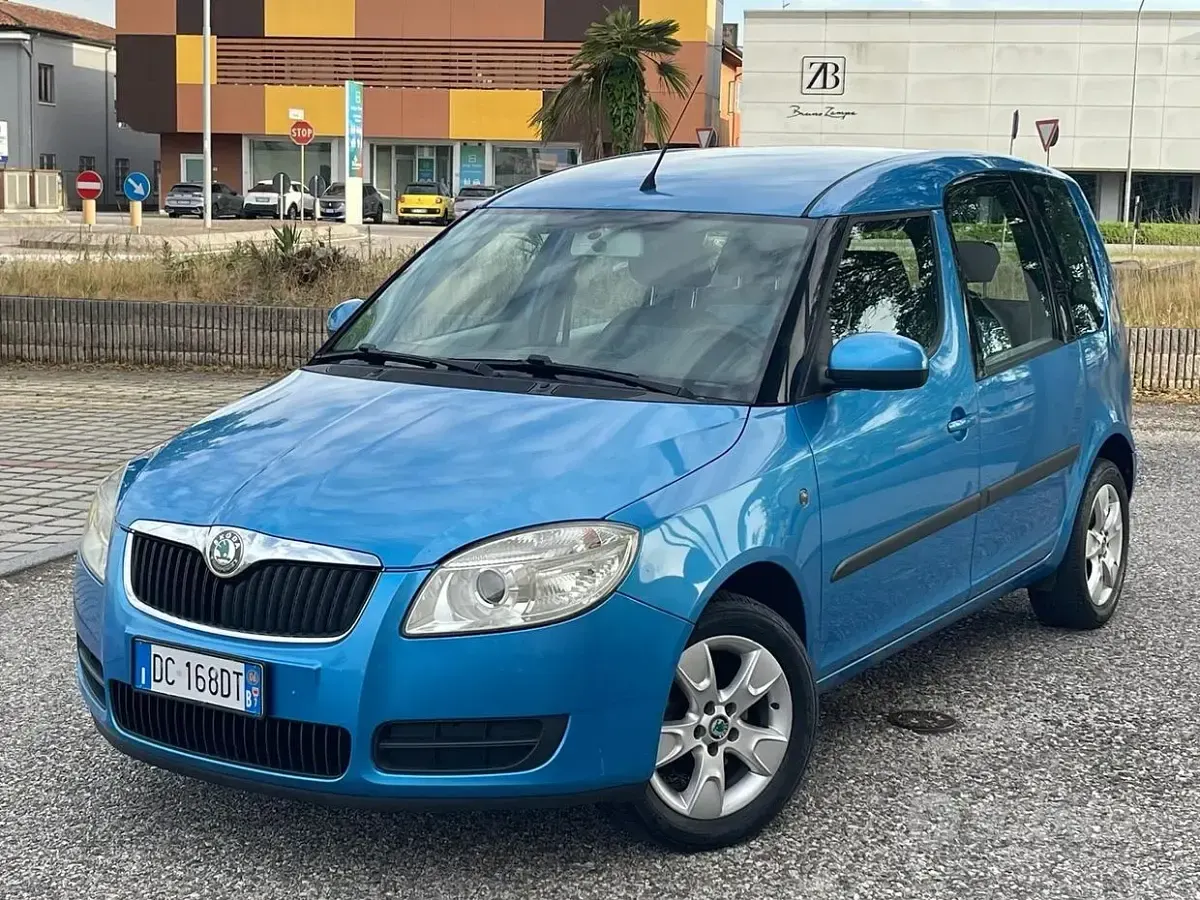 Usata Skoda Roomster 85 CV (62 kW) 2006 Bluazzurro Monovolume