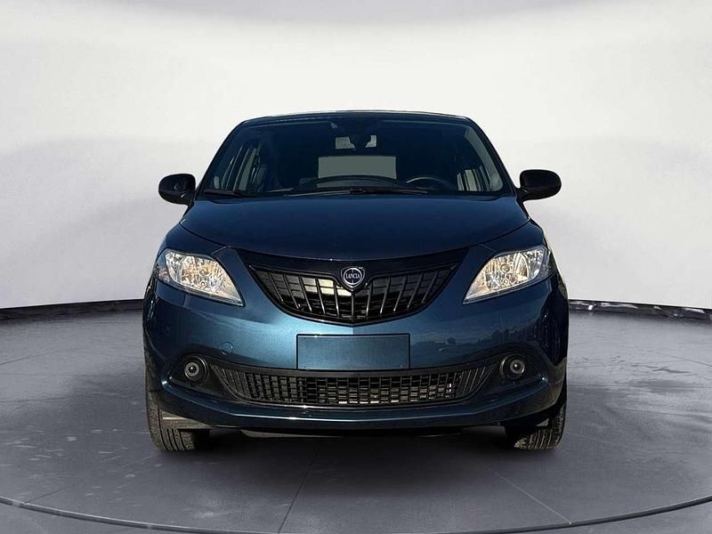 Usata Lancia Ypsilon Silver 69 CV (50 kW) 2023 Blu/azzurro Utilitaria