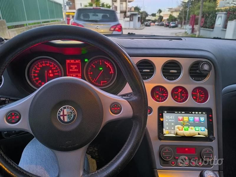 Usata Alfa Romeo 159 150 CV (110 kW) 2006 Grigio Station wagon