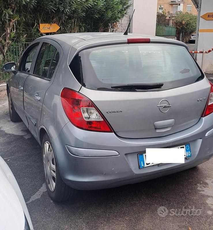 Usata Opel Corsa 75 CV (55 kW) 2008 Grigio Berlina