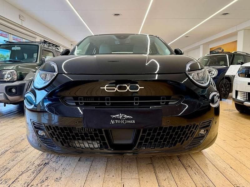 Usata Fiat 600 La Prima 101 CV (74 kW) 2024 Nero SUV