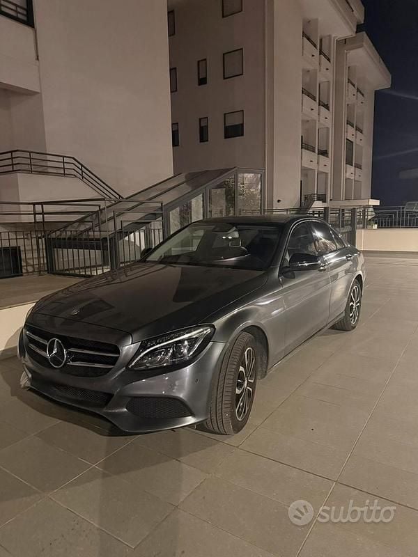 Usata Mercedes C220 2017 Grigio Berlina