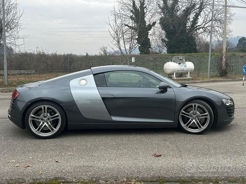 Usata Audi R8 Coupé 420 CV (308 kW) 2009 Grigio Coupé