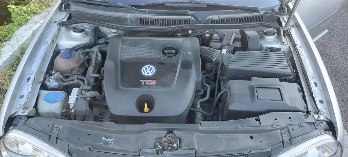 Usata VW Golf IV 116 CV (85 kW) 2001 Grigio Berlina