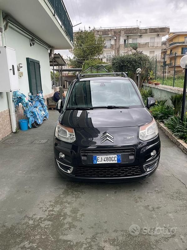 Usata 2015 Citroën C3 Picasso Monovolume | 2300 € (Super prezzo) - Immagine 1/4