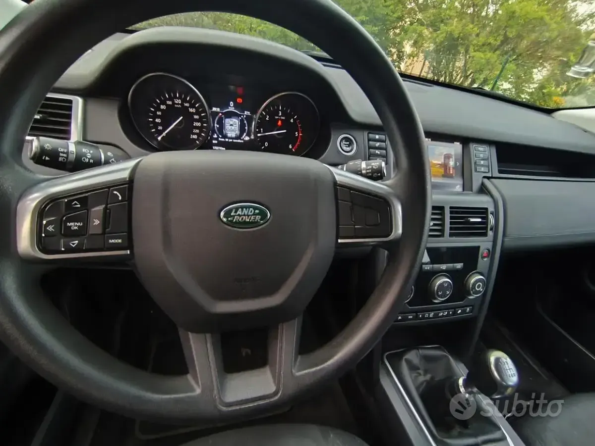 Usata Land Rover Discovery Sport Pure 150 CV (110 kW) 2016 Grigio SUV