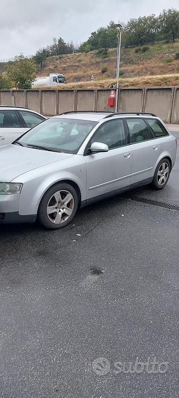 Usata Audi A4 130 CV (95 kW) 2003 Grigio Station wagon