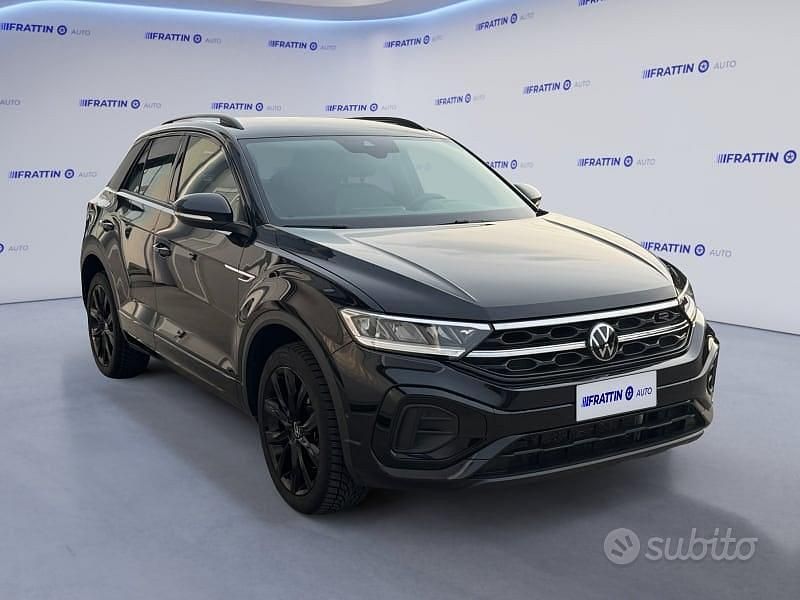 Usata VW T-Roc R-line Plus 150 CV (110 kW) 2022 Nero SUV
