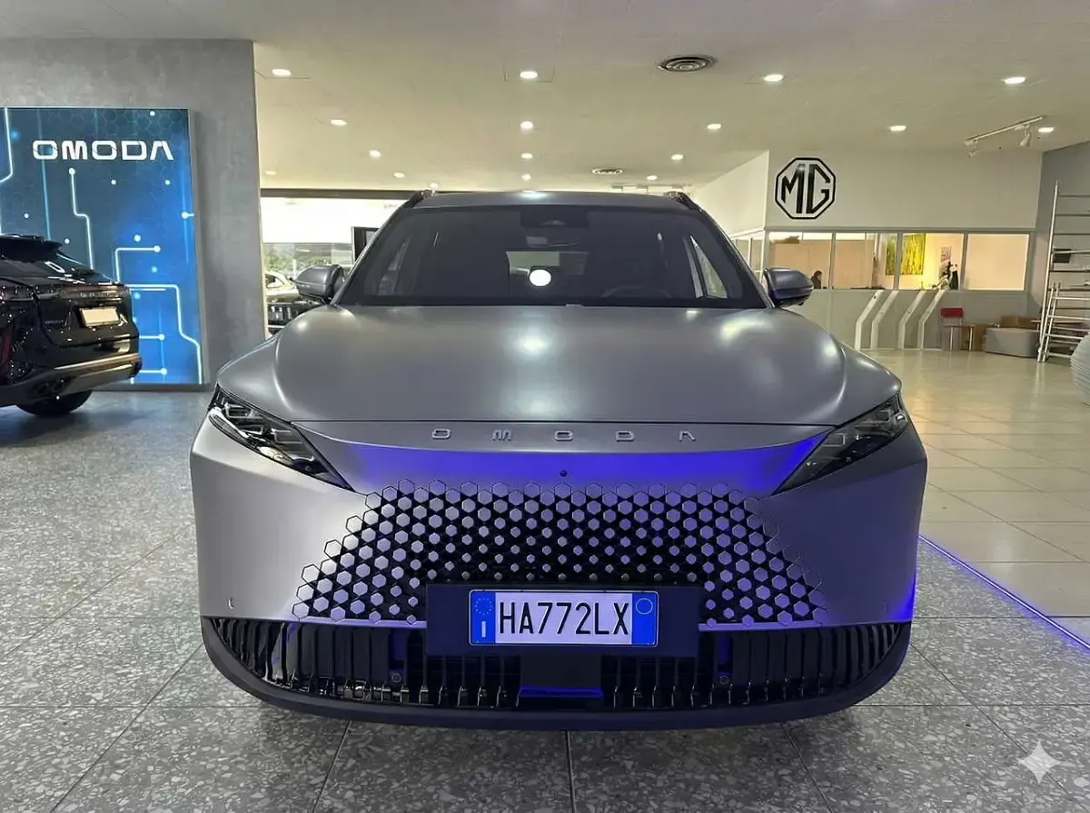 Nuova Omoda 7 143 CV (105 kW) 2026 Grigio SUV
