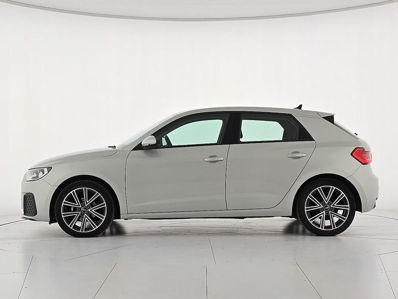 Usata Audi A1 Sportback Admired 95 CV (69 kW) 2023 Argento Utilitaria