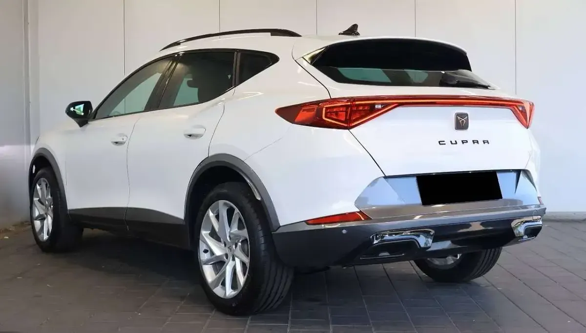 Usata Cupra Formentor 150 CV (110 kW) 2023 "candy" weiss SUV