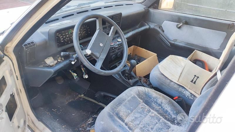 Usata Lancia Prisma 77 CV (56 kW) 1990 Berlina