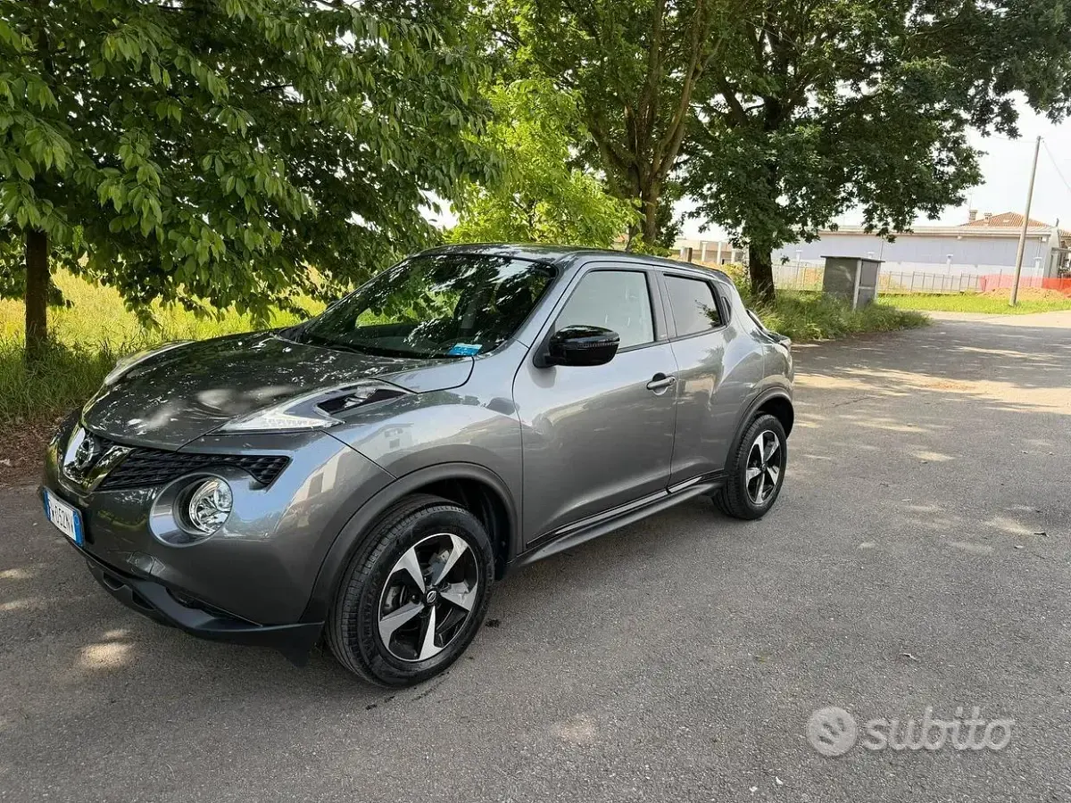 Usata Nissan Juke 110 CV (80 kW) 2019 Grigio SUV
