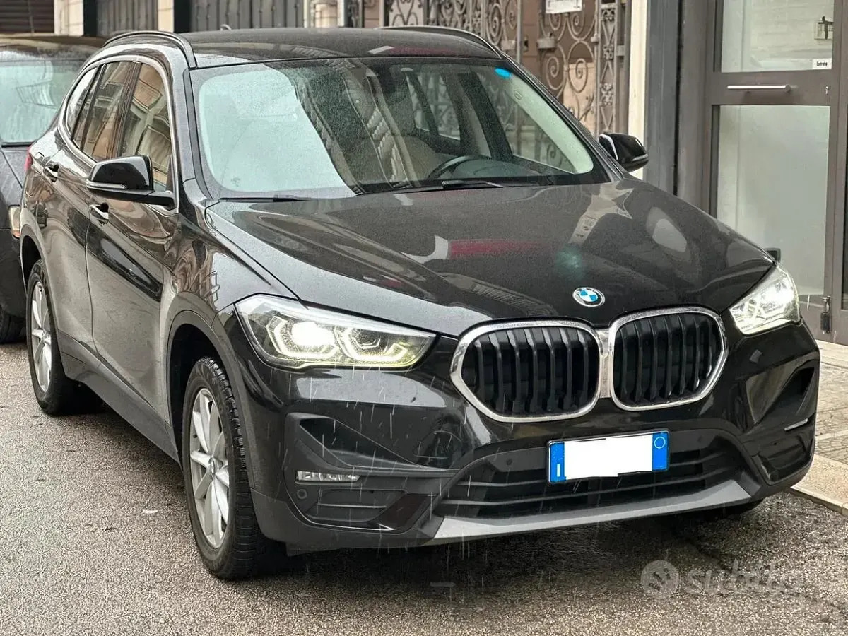 Begagnad BMW X1 xLine 150 HK (110 kW) 2020 Svart SUV