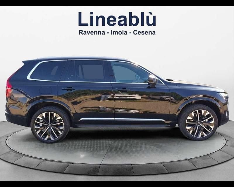 Uusi Volvo XC90 Ultra 250 HP (183 kW) 2025 Musta Katumaasturi
