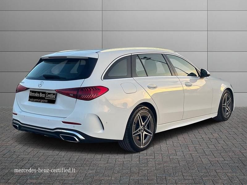 Usata Mercedes 220 Premium Plus 200 CV (147 kW) 2022 Bianco polare Station wagon