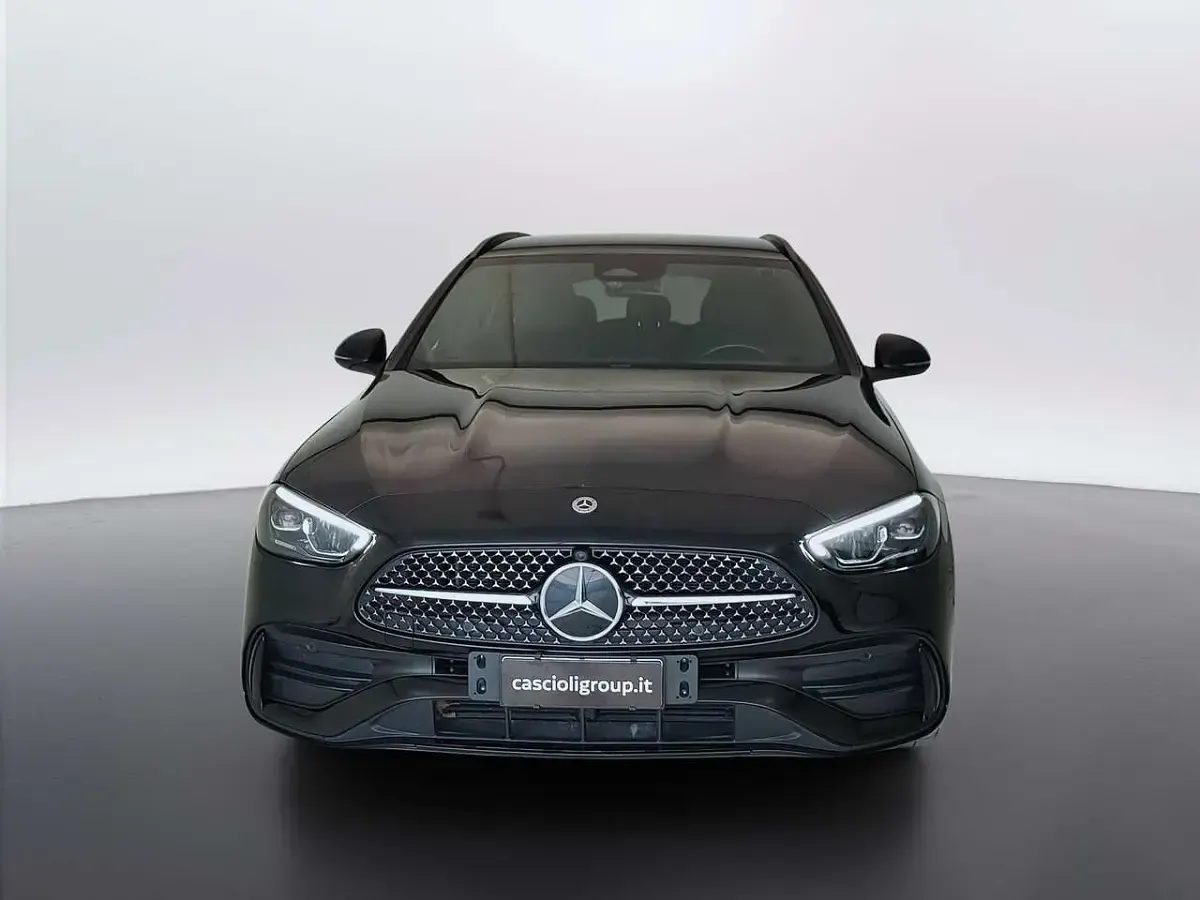 Usata Mercedes C220 AMG line 197 CV (144 kW) 2023 Nero Station wagon