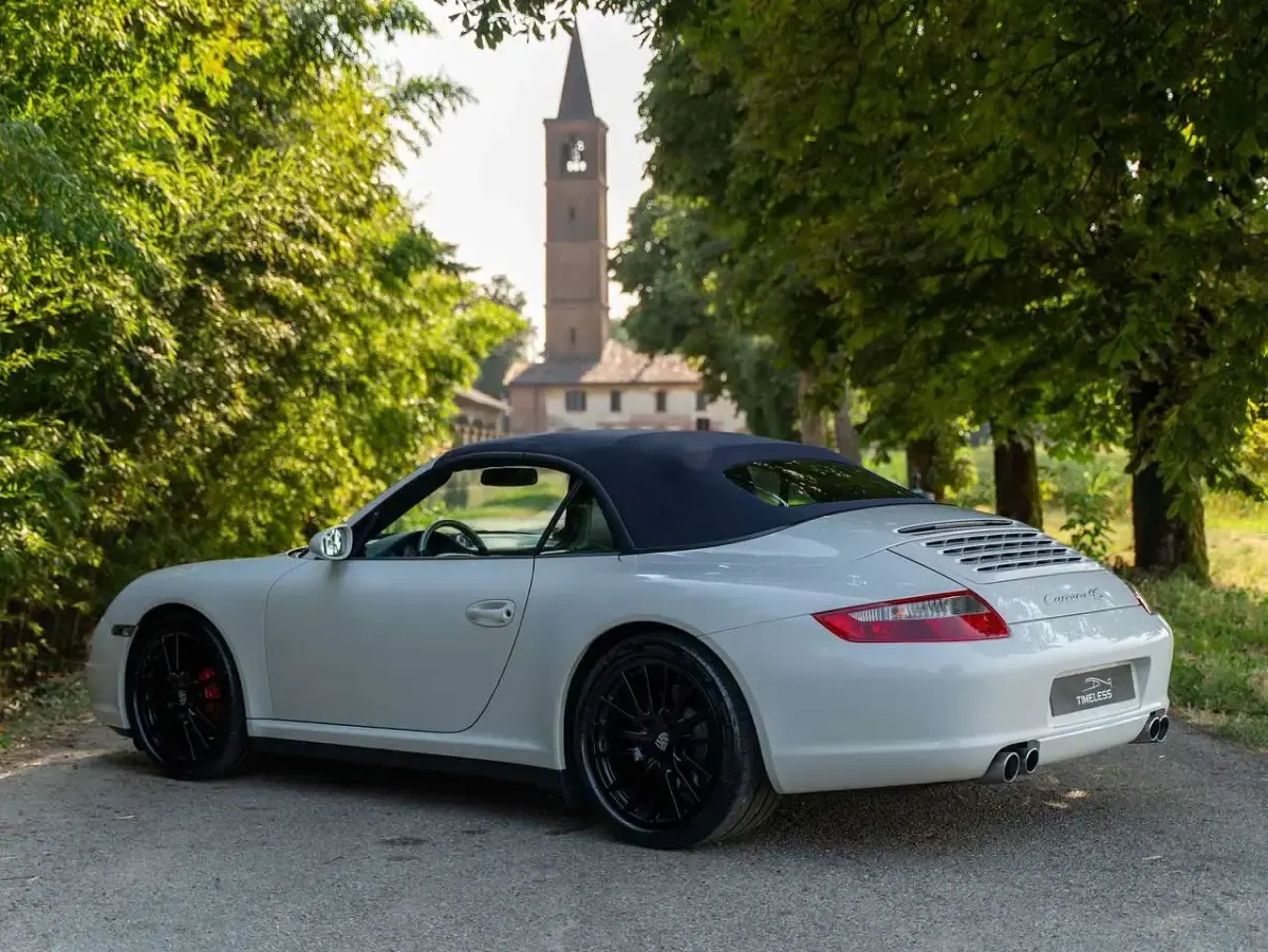 Usata Porsche 997 355 CV (261 kW) 2007 Bianco Cabrio