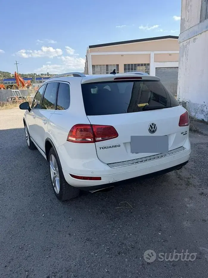 Usata VW Touareg 245 CV (180 kW) 2011 Bianco SUV