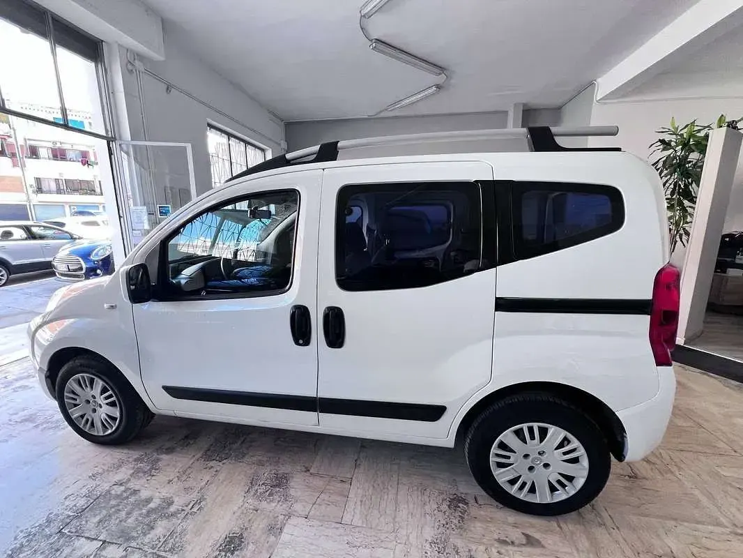 Usata Fiat Qubo Dynamic 75 CV (55 kW) 2015 Bianco Monovolume